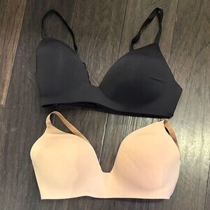 Victoria's Secret Black and Cream Bras